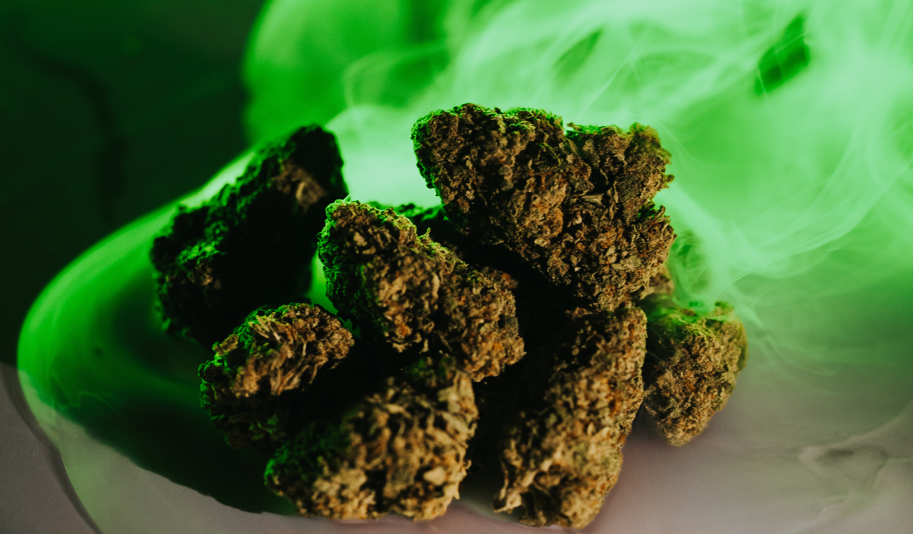 Découvrez nos fleurs de CBD françaises 100% naturelles. Qualité premium, arômes authentiques et livraison rapide à Lyon et partout en France.